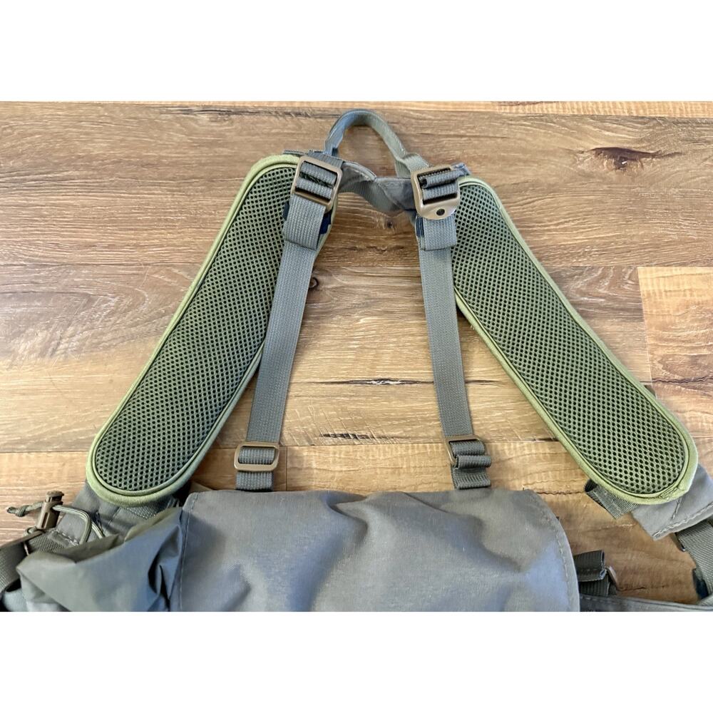 Nixie Rig Lightfighter Rig - Ranger Olive Green Chest Rig, GUC - Picture 8 of 16